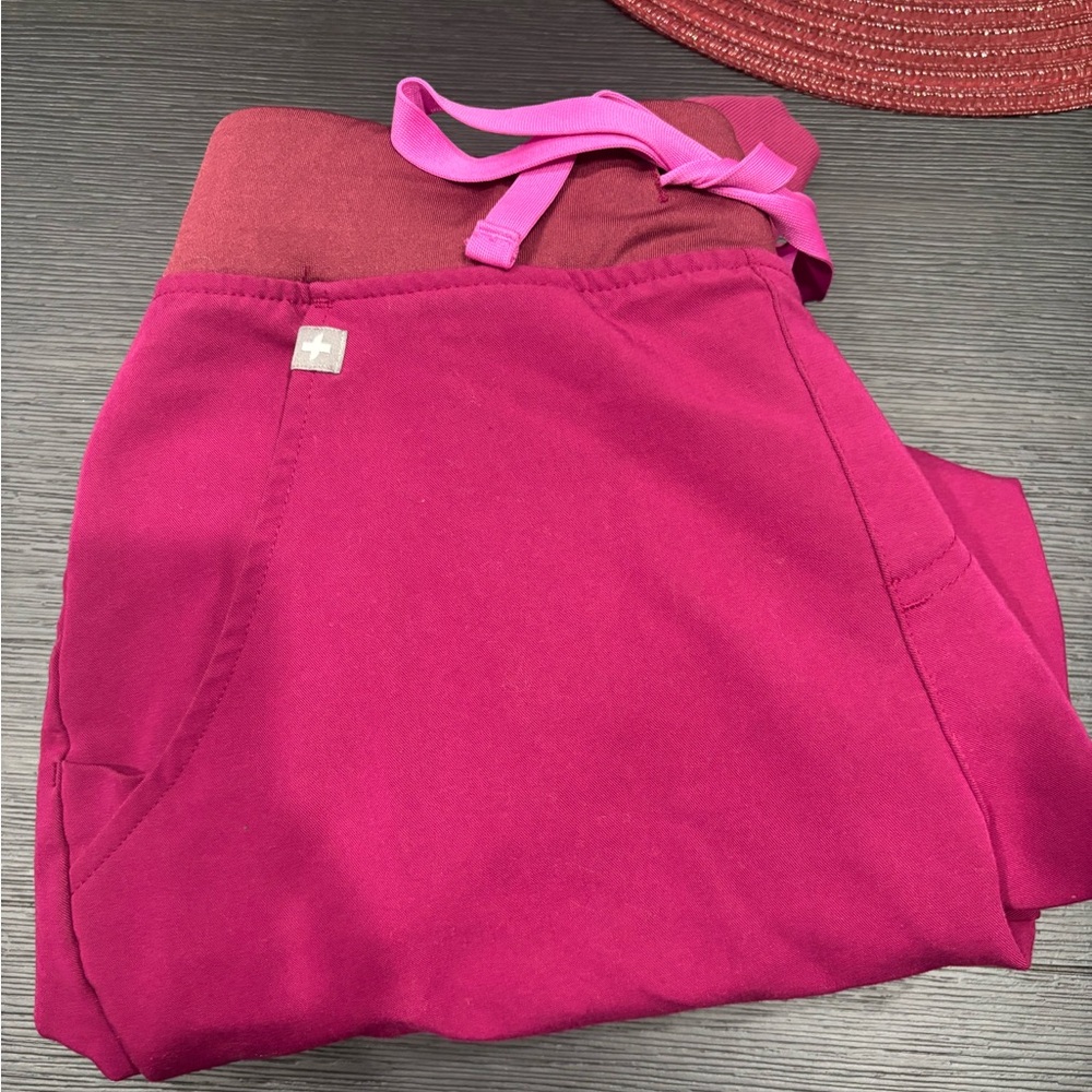 Figs Small Dark Magenta Joggers